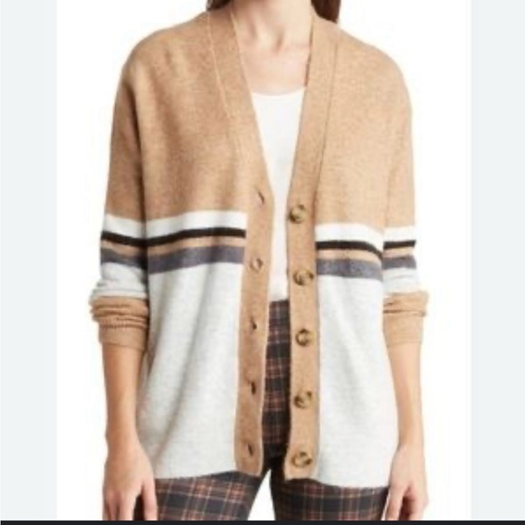 Vince Camuto Sweaters - Vince Camuto Tan and White Striped Cardigan